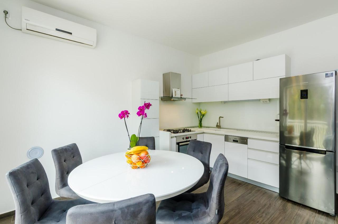 Apartment Lise Mokosica ドゥブロブニク エクステリア 写真